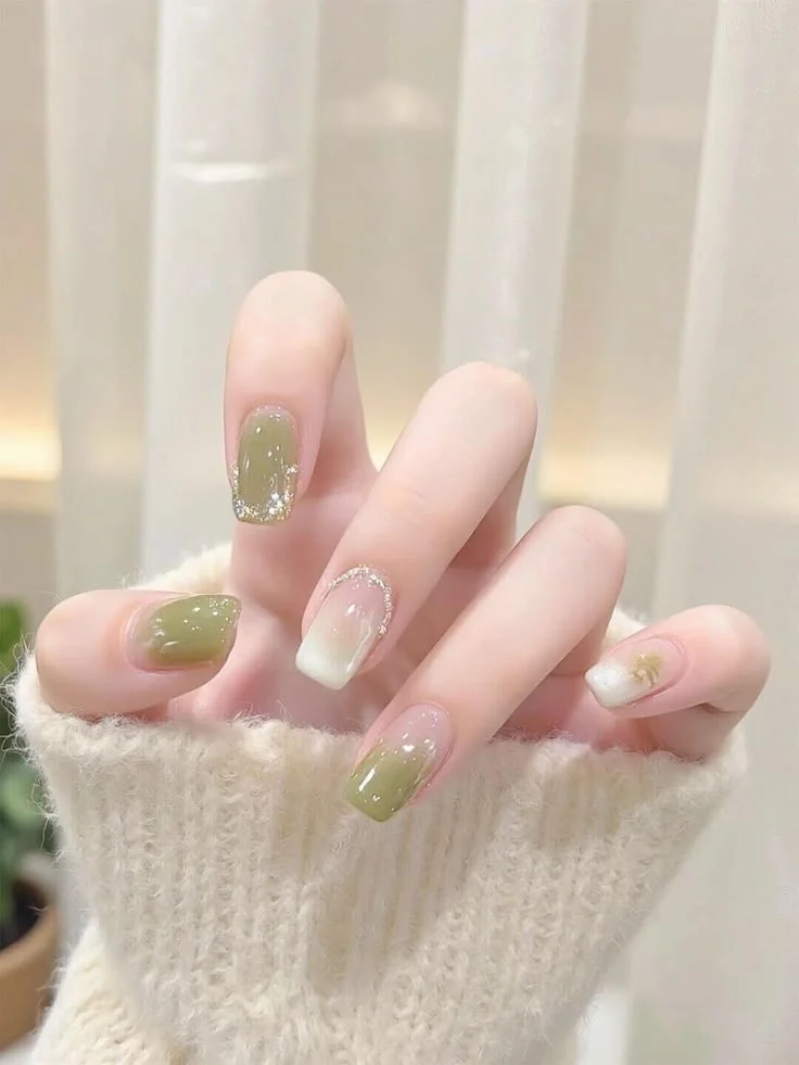 mẫu nail ngắn xinh